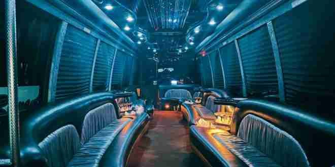 15-30 shuttle bus Interior