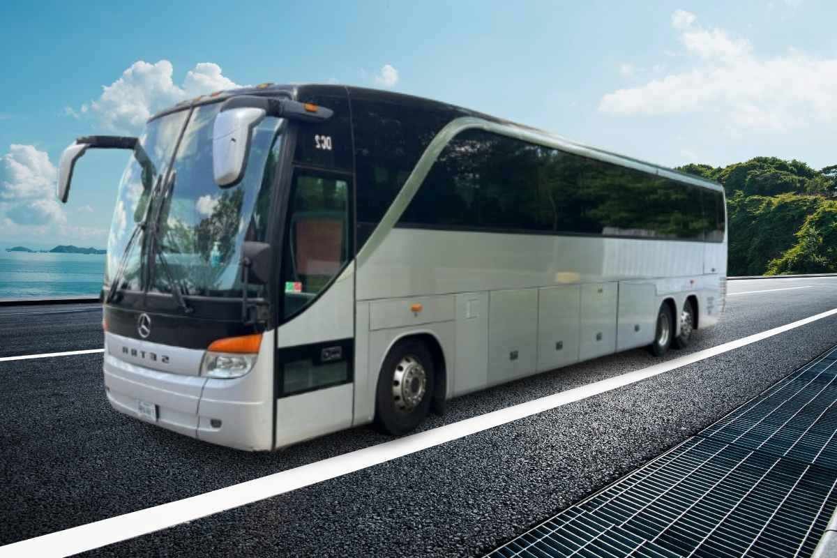 Charter Bus-Corporate Buses & Shuttles
