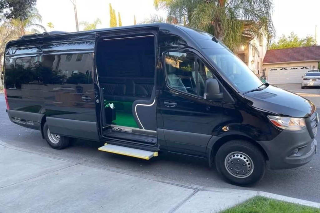 Sprinter Limo (Party-Modified)