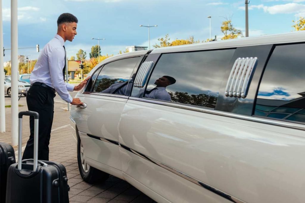 Book Your Limo for Prom Today