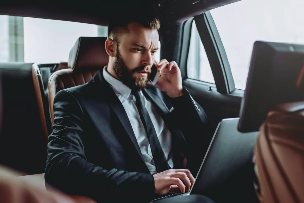 Executive-Corporate-Car-Service-2